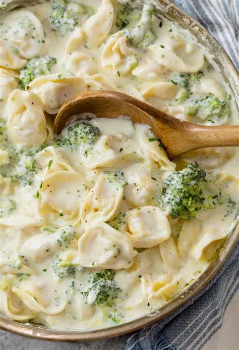 Baked Tortellini with Alfredo Sauce - calories, carbs, nutrition