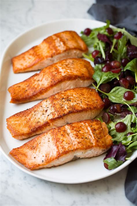 Balsamic Grilled Salmon Fillet - calories, carbs, nutrition