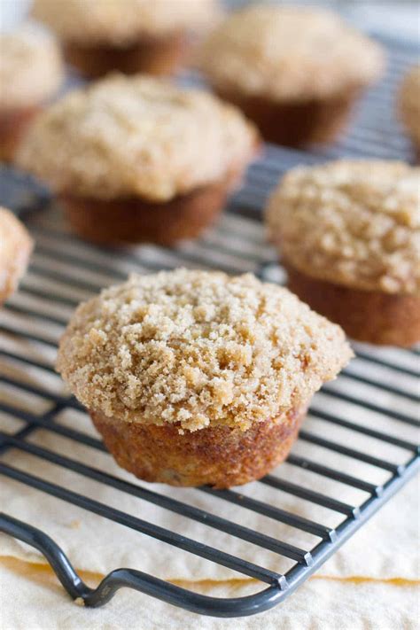 Banana Crumb Muffins - calories, carbs, nutrition