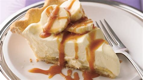Banana Foster Hot Pie - calories, carbs, nutrition