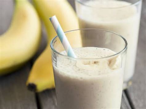 Banana Milkshake - Medium - calories, carbs, nutrition