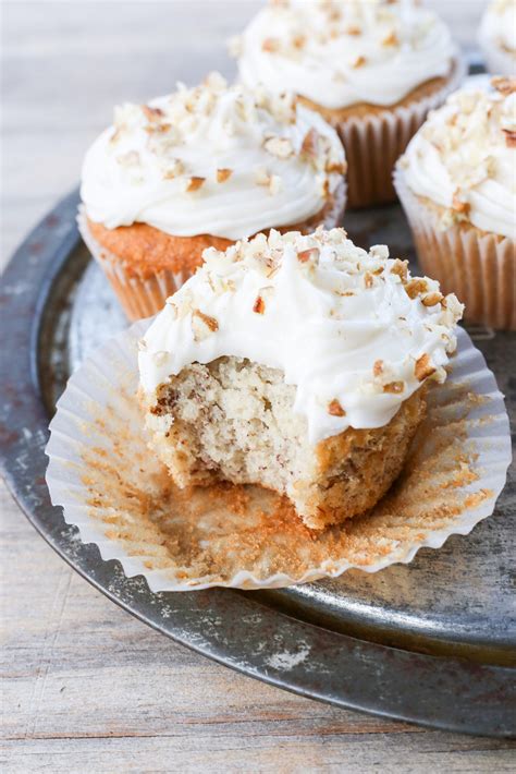 Banana Nut Cream Cheese Icing - calories, carbs, nutrition