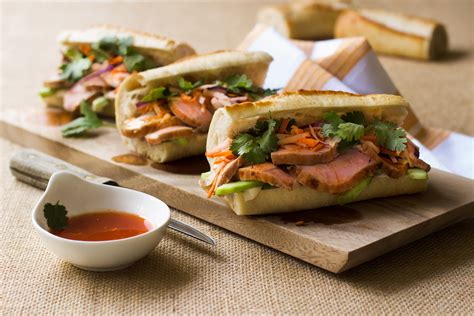 Banh Mi Boneless Pork Rib Sandwich (39216.0) - calories, carbs, nutrition