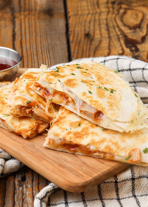 Barbecue Chicken Quesadilla Combo (66656.1) - calories, carbs, nutrition