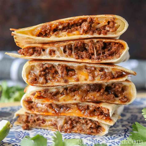 Beef & Cheese Quesadilla with Salsa - calories, carbs, nutrition