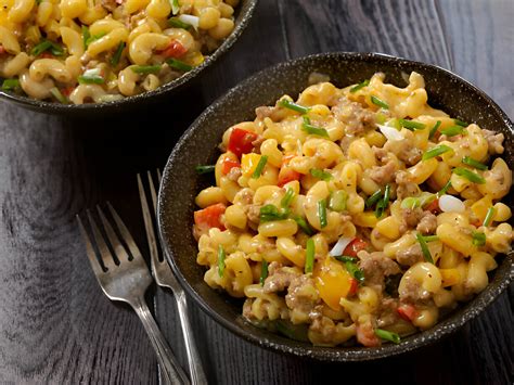 Beef & Cheesy Macaroni (Bostwick) - calories, carbs, nutrition