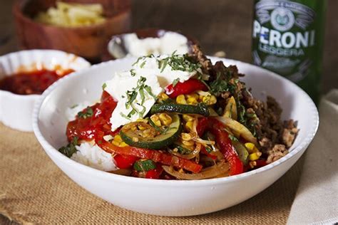 Beef Fajitas with spanish rice, salsa and sour cream - calories, carbs, nutrition