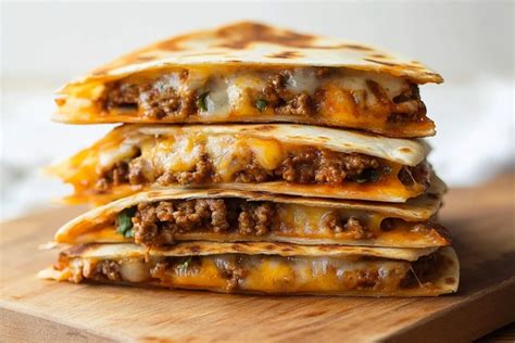 Beef Ground Quesadillas (Bison) - calories, carbs, nutrition