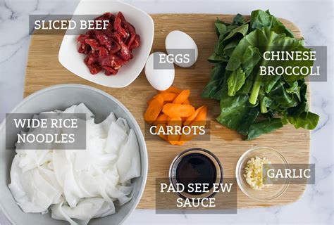 Beef Pad See Ew - calories, carbs, nutrition