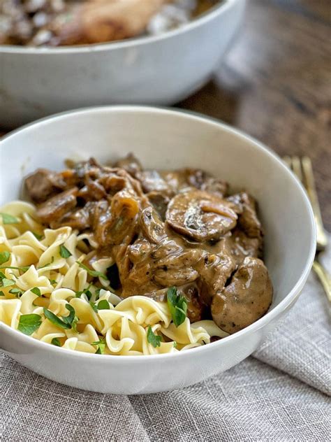 Beef Stroganoff with Sweet Potato LARGE - calories, carbs, nutrition