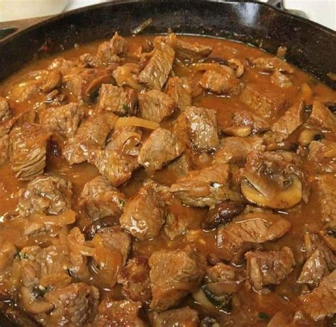 Beef Tips with Mushroom Sauce - calories, carbs, nutrition