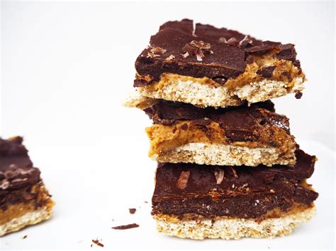 Billionaire's Shortbread - calories, carbs, nutrition