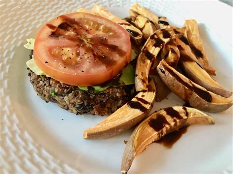 Black Bean Quinoa Burger-PRO - calories, carbs, nutrition