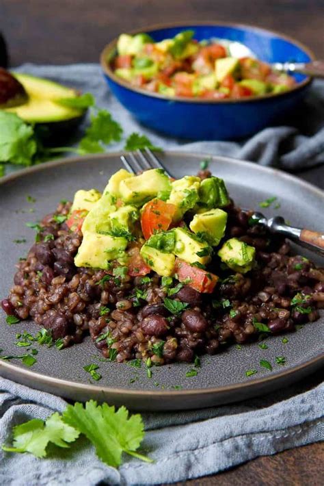 Black Beans & Rice with Cucumber Salsa - calories, carbs, nutrition