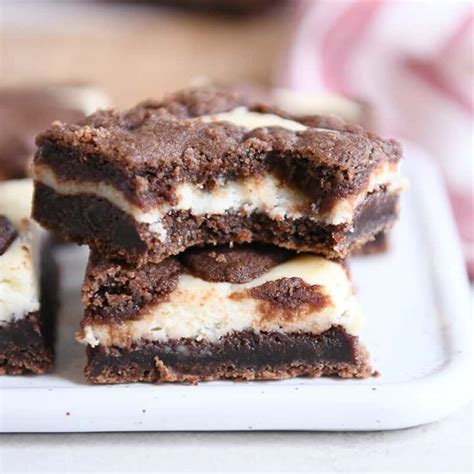 Black White Cheesecake Brownies - calories, carbs, nutrition