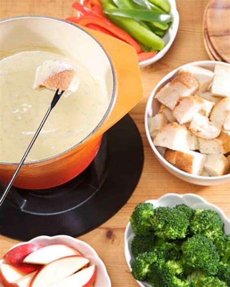 Blue Cheese Fondue Wings - calories, carbs, nutrition