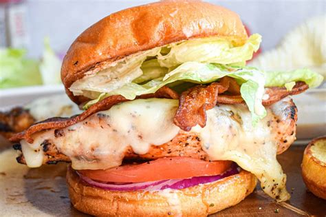 Blue Cheese Grilled Chicken Sandwich - calories, carbs, nutrition