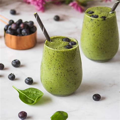 Blueberry Banana & Spinach Smoothie 20oz - calories, carbs, nutrition