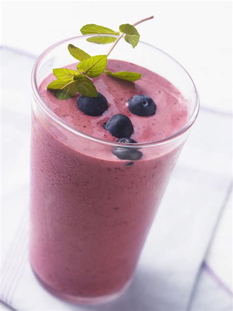 Blueberry Smoothie - calories, carbs, nutrition