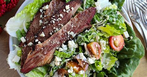 Bonfire Brisket Salad - calories, carbs, nutrition