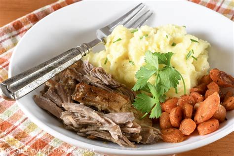 Braised Pork Butt, Garlic Herb - calories, carbs, nutrition