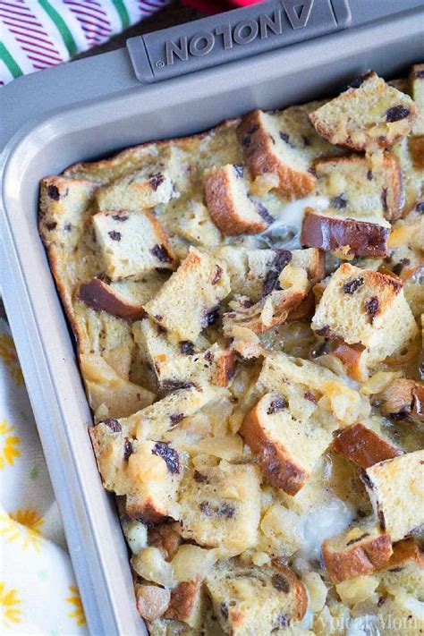 Bread Pudding with Raisins - calories, carbs, nutrition