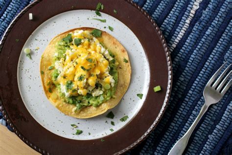 Breakfast Fruit Tostada - calories, carbs, nutrition