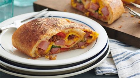 Breakfast Stromboli with Sausage - calories, carbs, nutrition