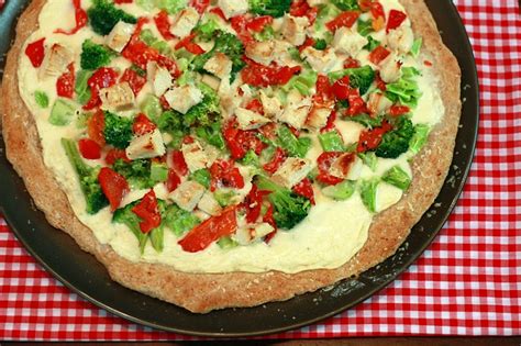 Broccoli and Red Pepper Pizza - calories, carbs, nutrition