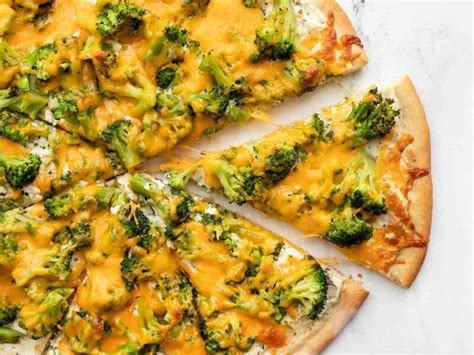 Broccoli Cheddar Pizza - calories, carbs, nutrition