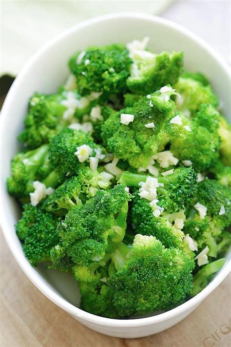 Broccoli Florets Sauteed Lemon Garlic & Red Pepper 3 oz - calories, carbs, nutrition