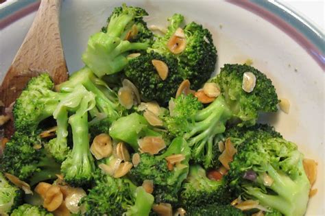 Broccoli in Brown Butter - calories, carbs, nutrition