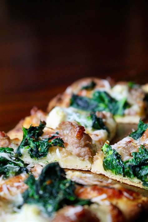 Broccoli Rabe Prosciutto Flatbread (25524.0) - calories, carbs, nutrition