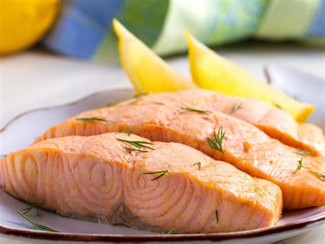 Broiled Salmon (40561.0) - calories, carbs, nutrition