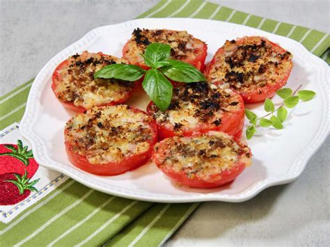 Broiled Tomato - calories, carbs, nutrition