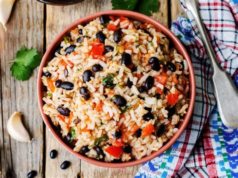 Brown Rice & Black Beans Casserette - calories, carbs, nutrition