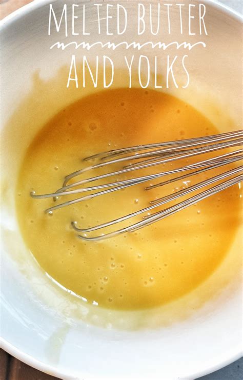 Brussel Sprouts with Hollandaise Sauce - calories, carbs, nutrition