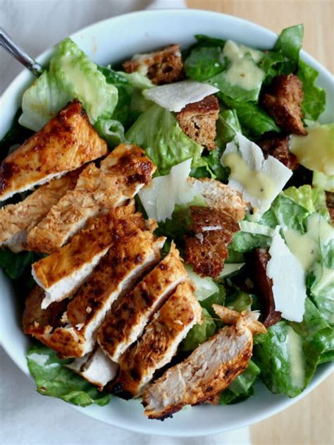 Buffalo Chicken Caesar Salad - calories, carbs, nutrition