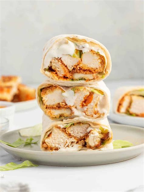 Buffalo Chicken Wrap with Blue Cheese - calories, carbs, nutrition