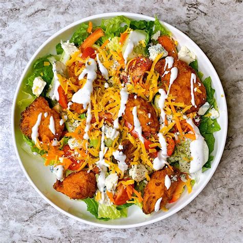 Buffalo Fried Chicken Salad Plate - calories, carbs, nutrition