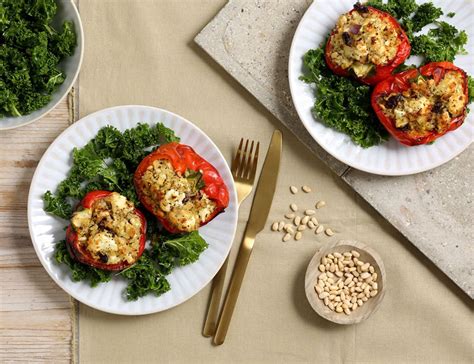 Bulgur and Spinach Stuffed Peppers - calories, carbs, nutrition