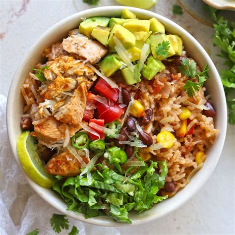 Burrito Bowl - Brown Rice, Chicken, Tomato Salsa, Corn Salsa, Lettuce - calories, carbs, nutrition