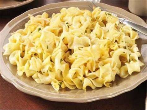 Buttered Egg Noodles - calories, carbs, nutrition