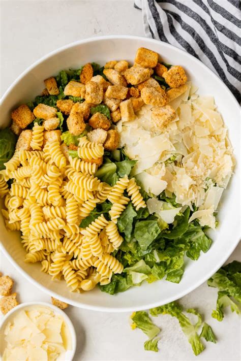 Caesar Pasta Salad - calories, carbs, nutrition