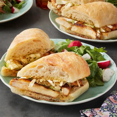 Cajun Chicken Sandwich (34921.282) - calories, carbs, nutrition