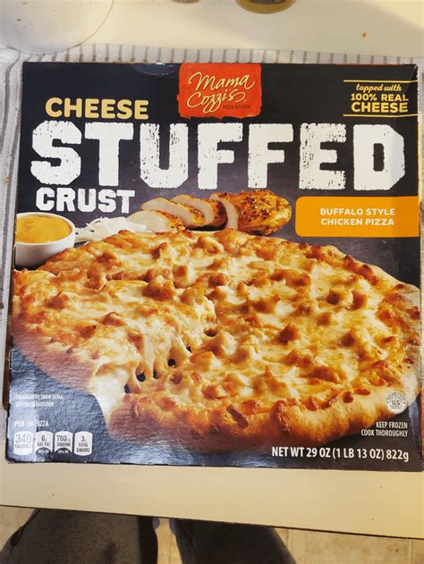 Cajun Chicken Stuffed Crust Pizza - calories, carbs, nutrition