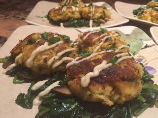 Cajun Crabcakes with Spinach & Aioli - calories, carbs, nutrition