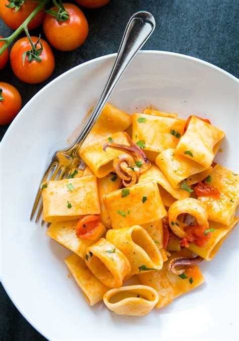 Calamarata Pasta - calories, carbs, nutrition