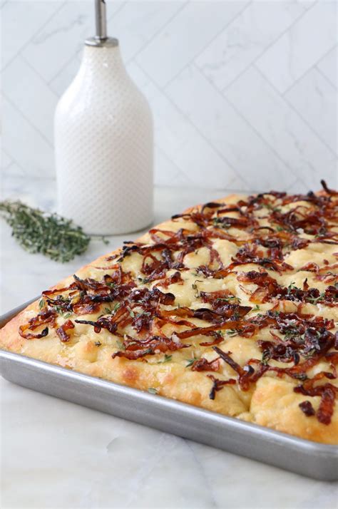 Caramelized Onion Focaccia - calories, carbs, nutrition