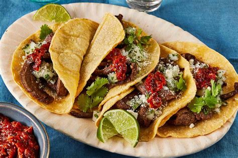 Carne Asada Tacos 2 Tacos - calories, carbs, nutrition